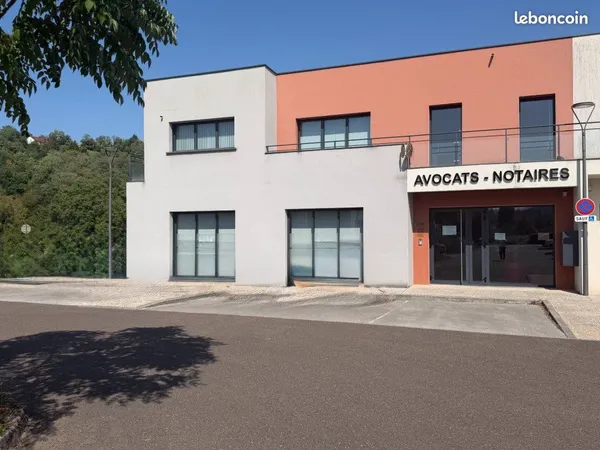 Bureau 521 m²