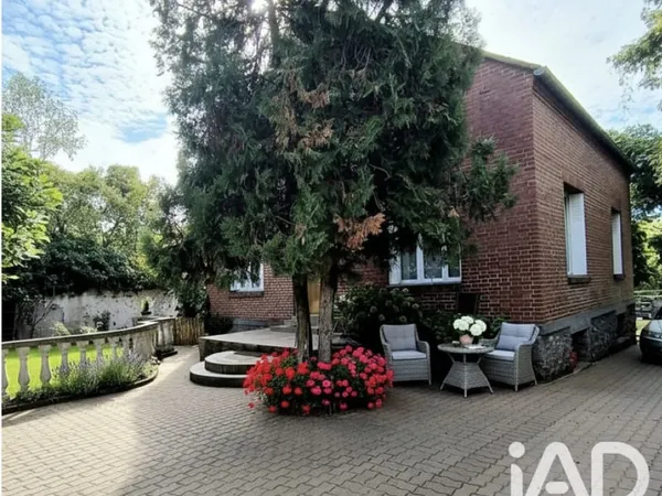 Maison 11 pièces 180 m²