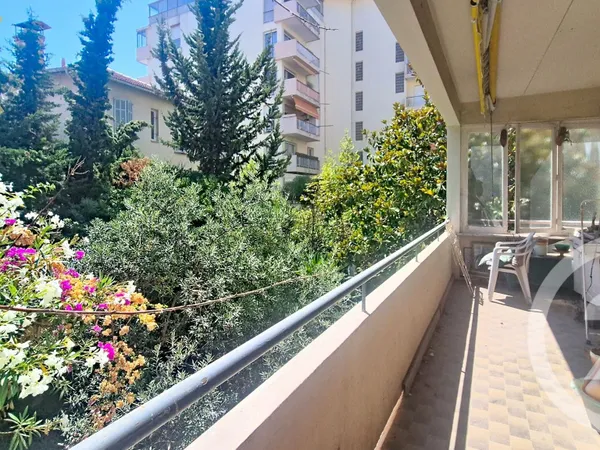 Appartement 2 pièces 65 m²