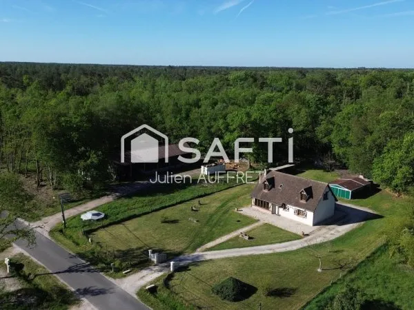 Très belle propriété avec hangar sur 2 hectares