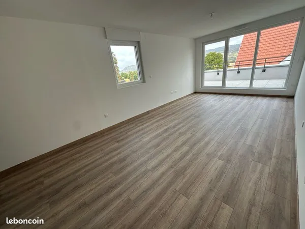 Appartement neuf, garage, parking, terrasse