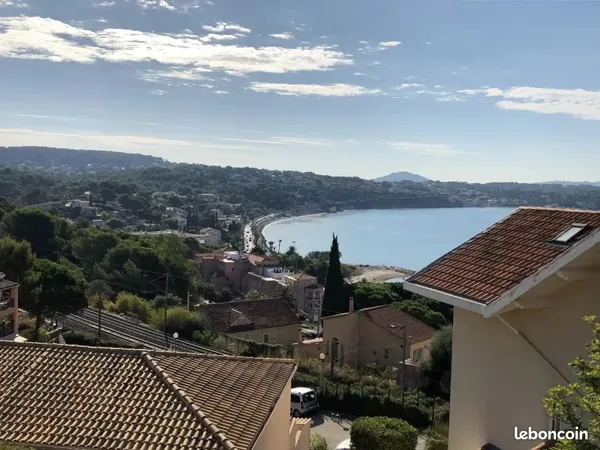 STUDIO BANDOL A L'annee