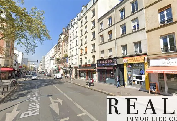 Local commercial 450 m²