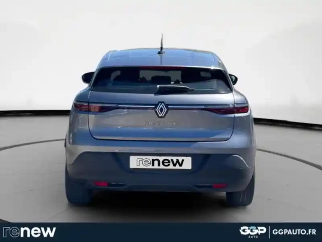 Renault Megane e-tech electric ev60 130ch evolution er super charge -b — photo 4
