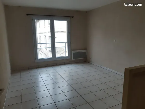 Appartement Location Fontenay-le-Comte 1p 24m² 400€