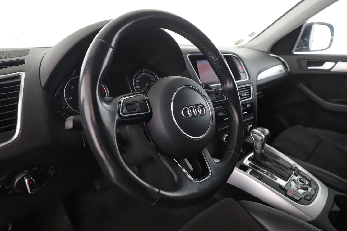Audi Q5 2.0 TDI Clean Diesel Avus Quattro S Tronic 7 — photo 10