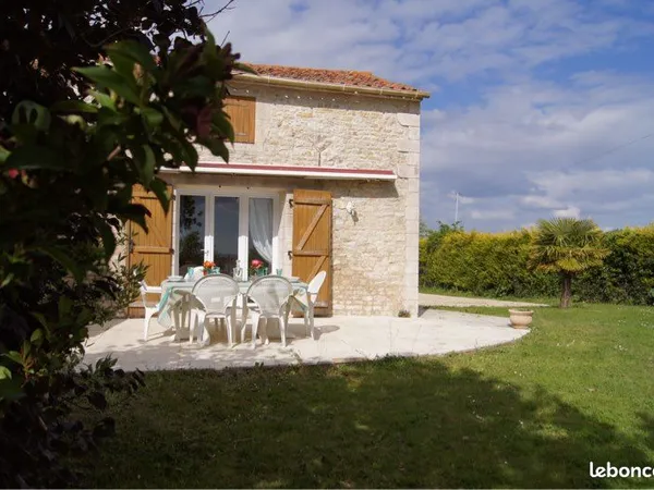 Gîte de 100 m² en pleine campagne