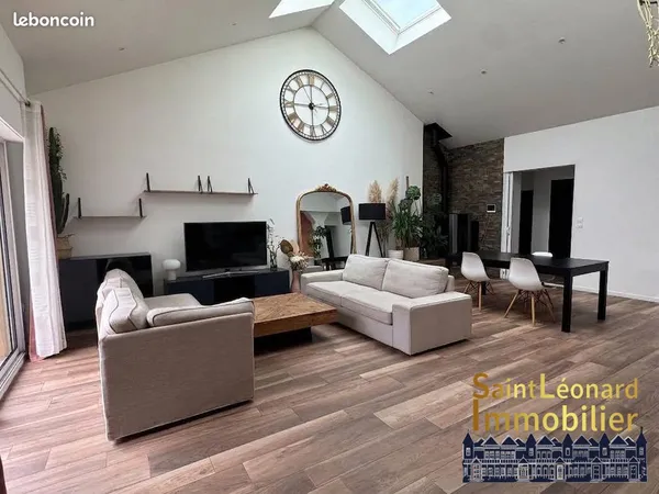 Maison 6 pièces 166 m²