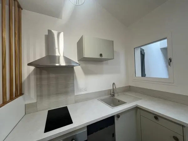 Appartement T2 refait à neuf en centre ville.
