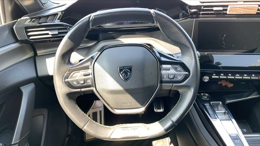 Peugeot 308 1.2 PureTech 130 EAT8 - GT – 2022 – 80476 km – Essence – Boîte Automatique — photo 30