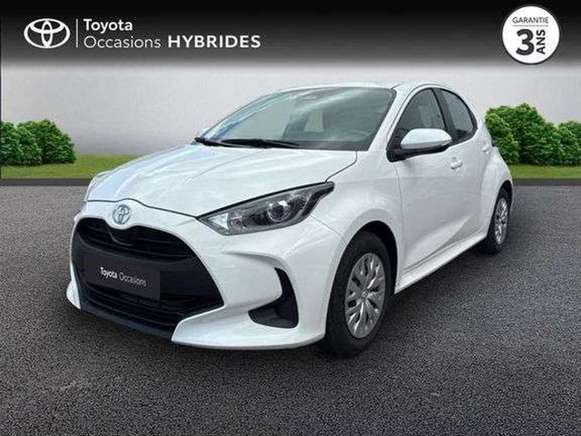 Toyota YARIS Toyota Yaris 116h Dynamic 5p MC24