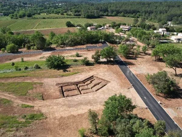 Terrain 1500 m²