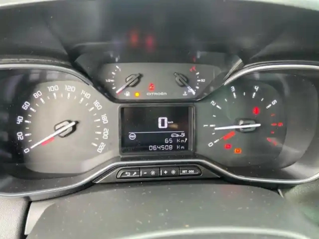 Citroën C3 Aircross bluehdi 100 bvm5 shine — photo 21
