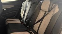 Peugeot 3008 HYBRID 225ch GT e-EAT8 — photo 11