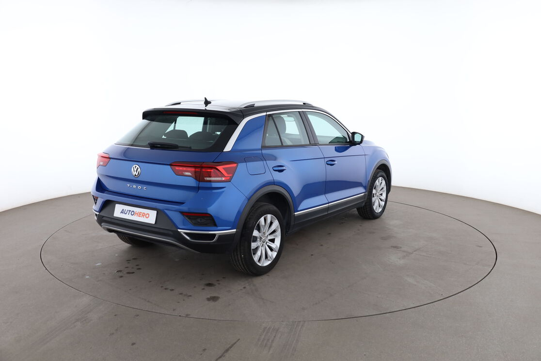Volkswagen T-Roc 1.5 TSI EVO Carat DSG7 — photo 5