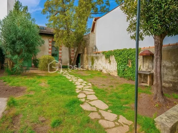 Maison 6 pièces 180 m²