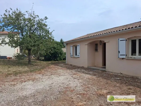 Maison de plain-pied 3 pièces 90 m²