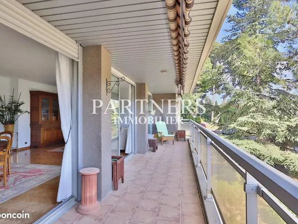 Appartement 4 pièces 115 m²