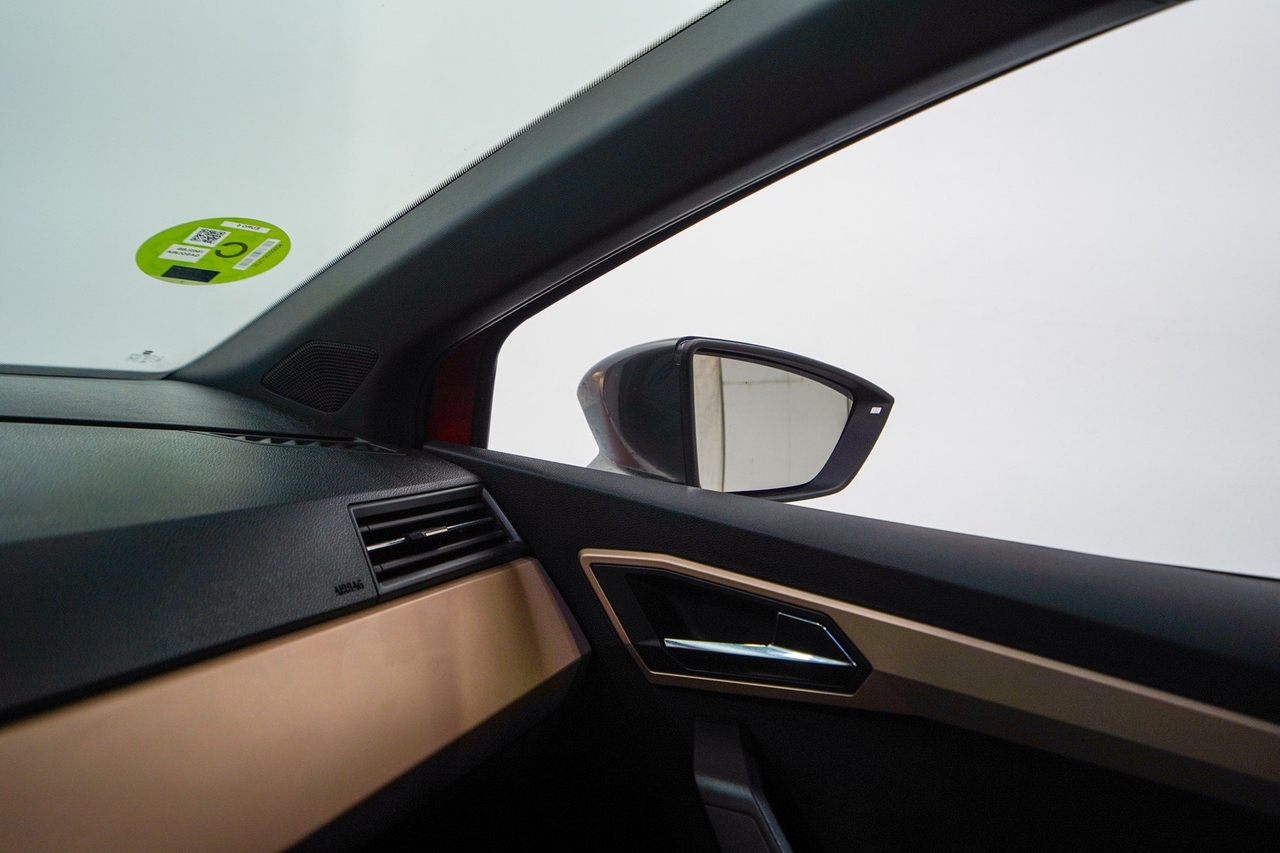 Seat Ibiza — photo 27