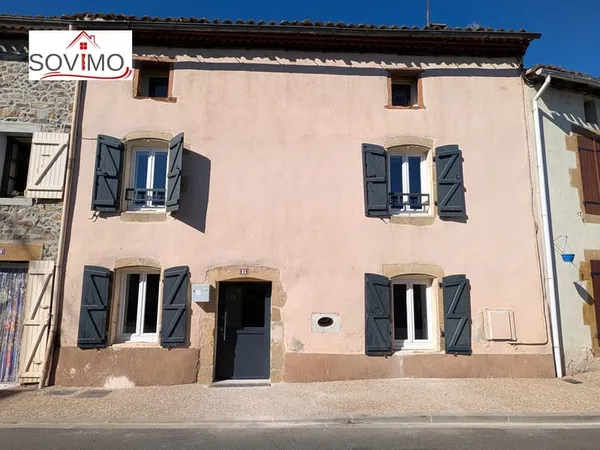 MAISON DE BOURG A ÉTAGE, 2 CH, JARDIN