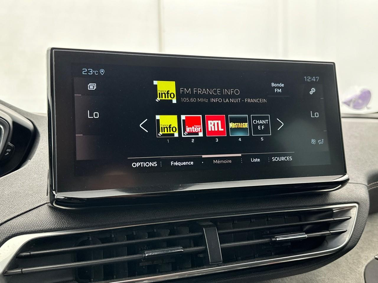 Peugeot 3008 puretech 130ch s&s eat8 gt pack — photo 22