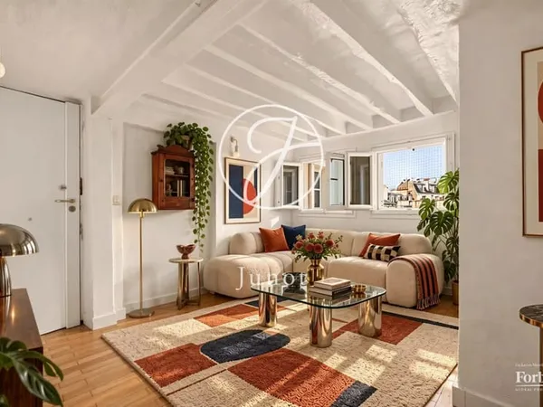 PARIS 9e - CADET / FAUBOURG MONTMARTRE - Studio - 20,23m² Carrez - 21,96m² au sol