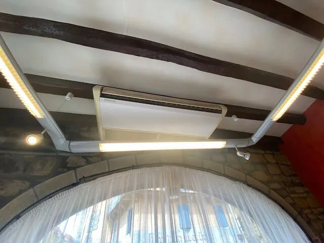 Photo 11