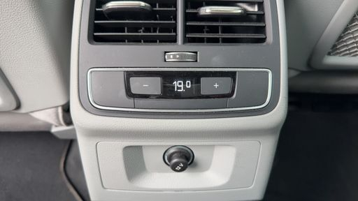 Audi A4 Avant 40 2.0 TDi Mild hybrid S Tronic7 204 Quattro - Avus – 2021 – 140273 km – Hybride diesel – Boîte Automatique — photo 8
