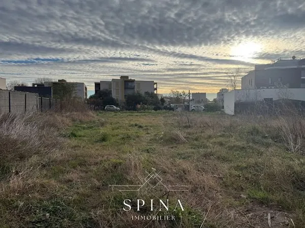 Terrain 456 m²