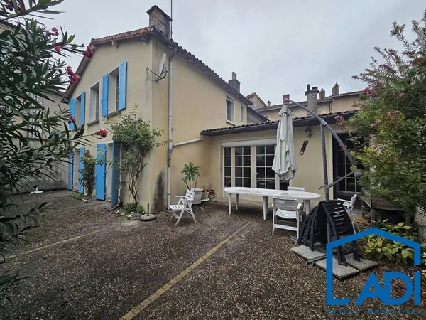 Maison 9 pièces 177 m²