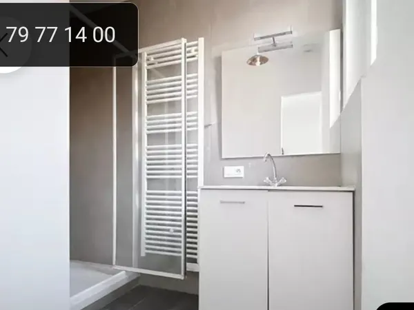 Très Bel Appartement 74m² T3 s/s travaux sur Maison de ville