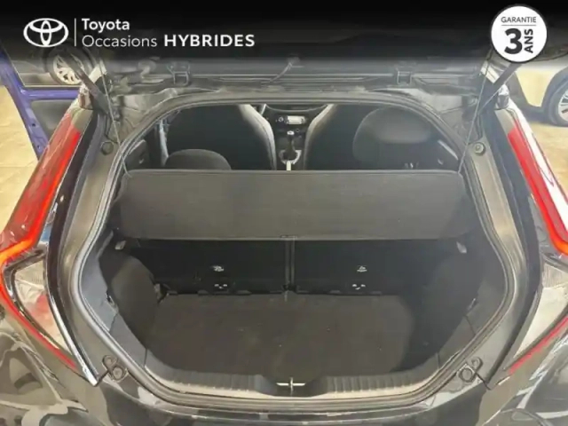 Toyota Aygo X 1.0 vvt-i 72ch air design pack zen — photo 10