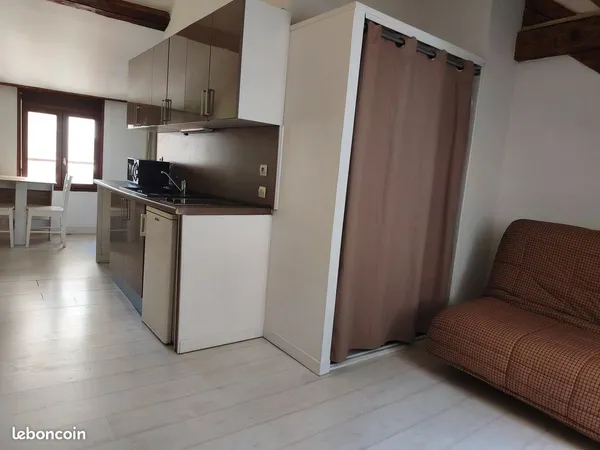 Studio 29 m2 cours Berriat/Jaurès