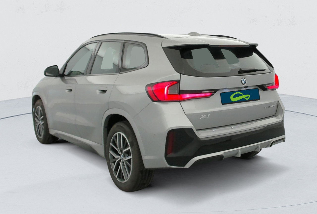 BMW X1 — photo 3