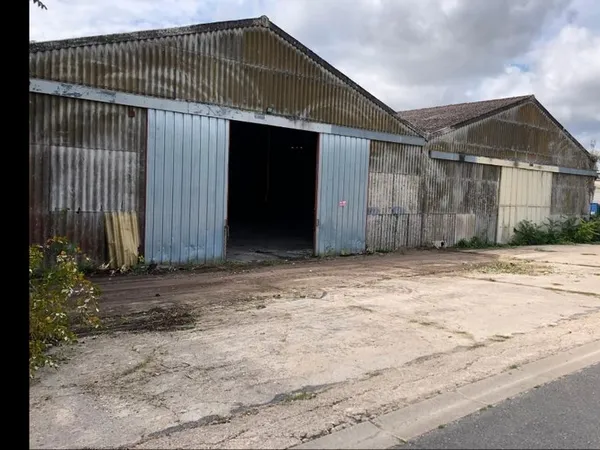 Entrepot 2000m²