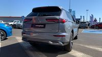 Mitsubishi Outlander 2.4 PHEV 306ch Intense 4WD — photo 5