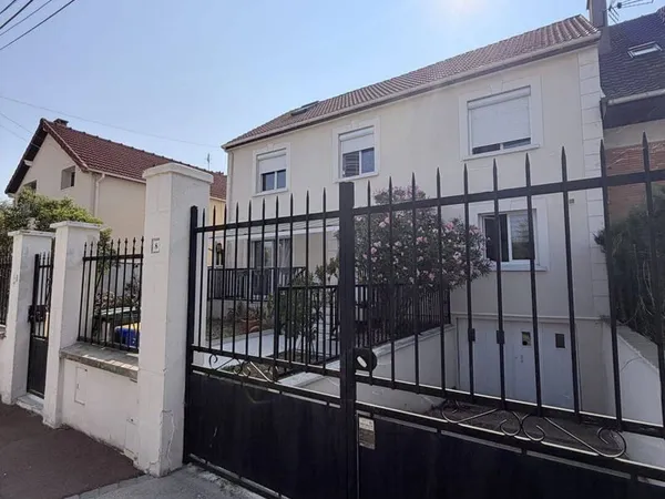 Appartement 7 pièces 160 m²