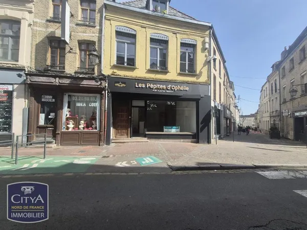 LOCAL CENTRE VILLE