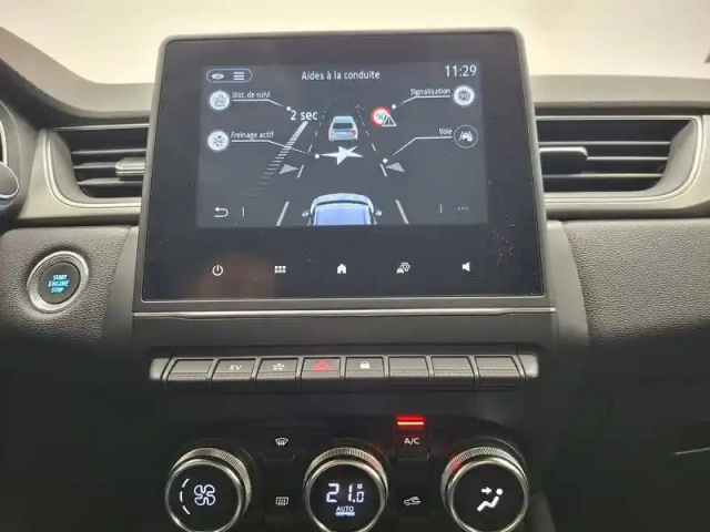 Renault Captur e-tech plug-in 160 — photo 39
