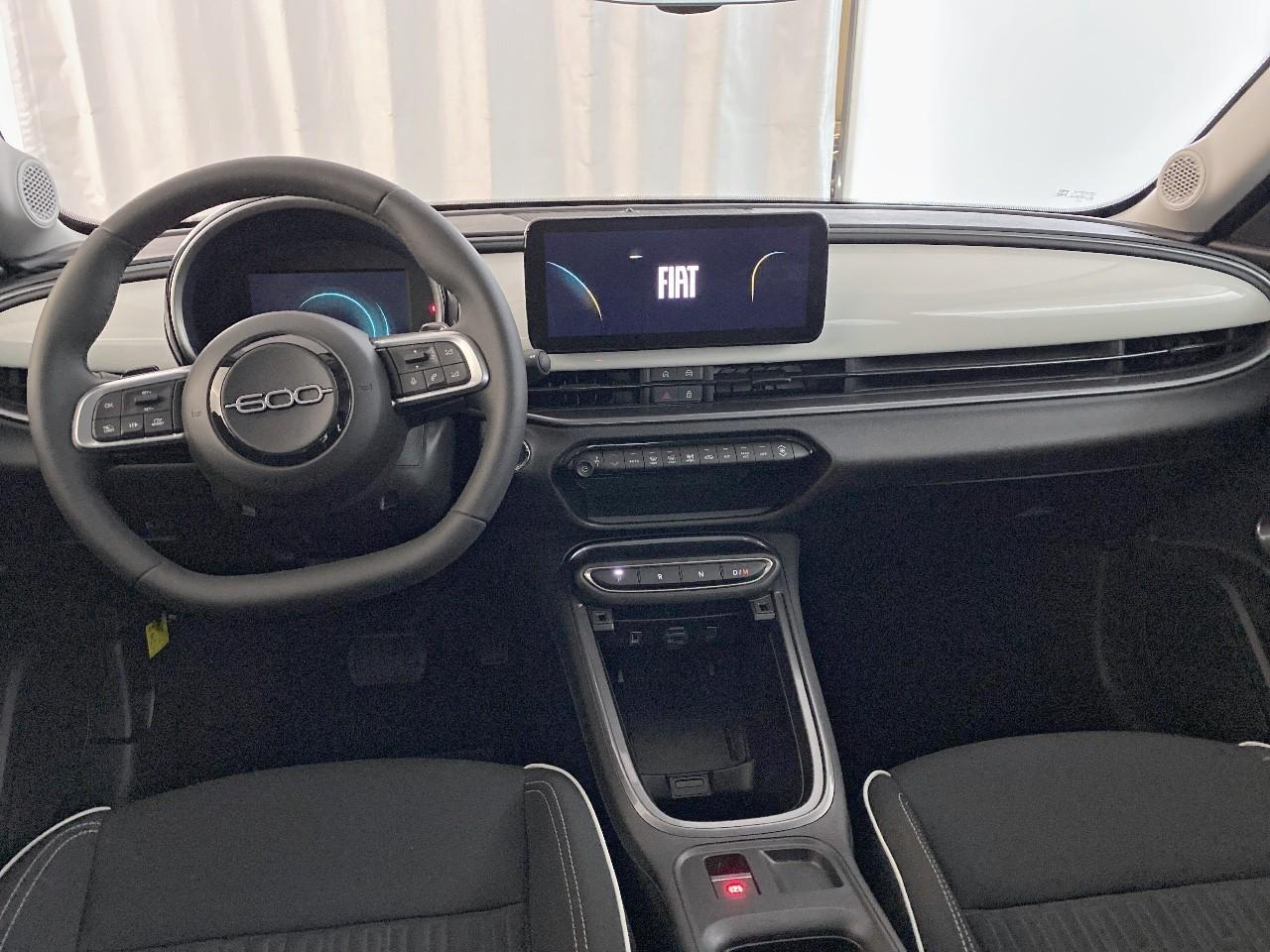 Fiat 600 t-gen 3 1.2 hybrid 145ch edct6 pop — photo 8