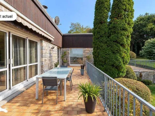 Maison de plain-pied 7 pièces 158 m²