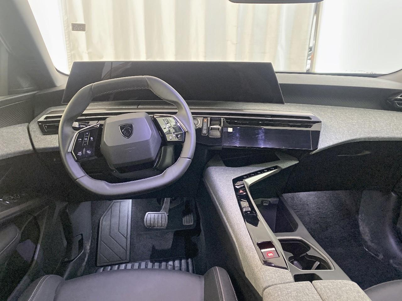 Peugeot 3008 hybrid 145 e-dcs6 allure — photo 8