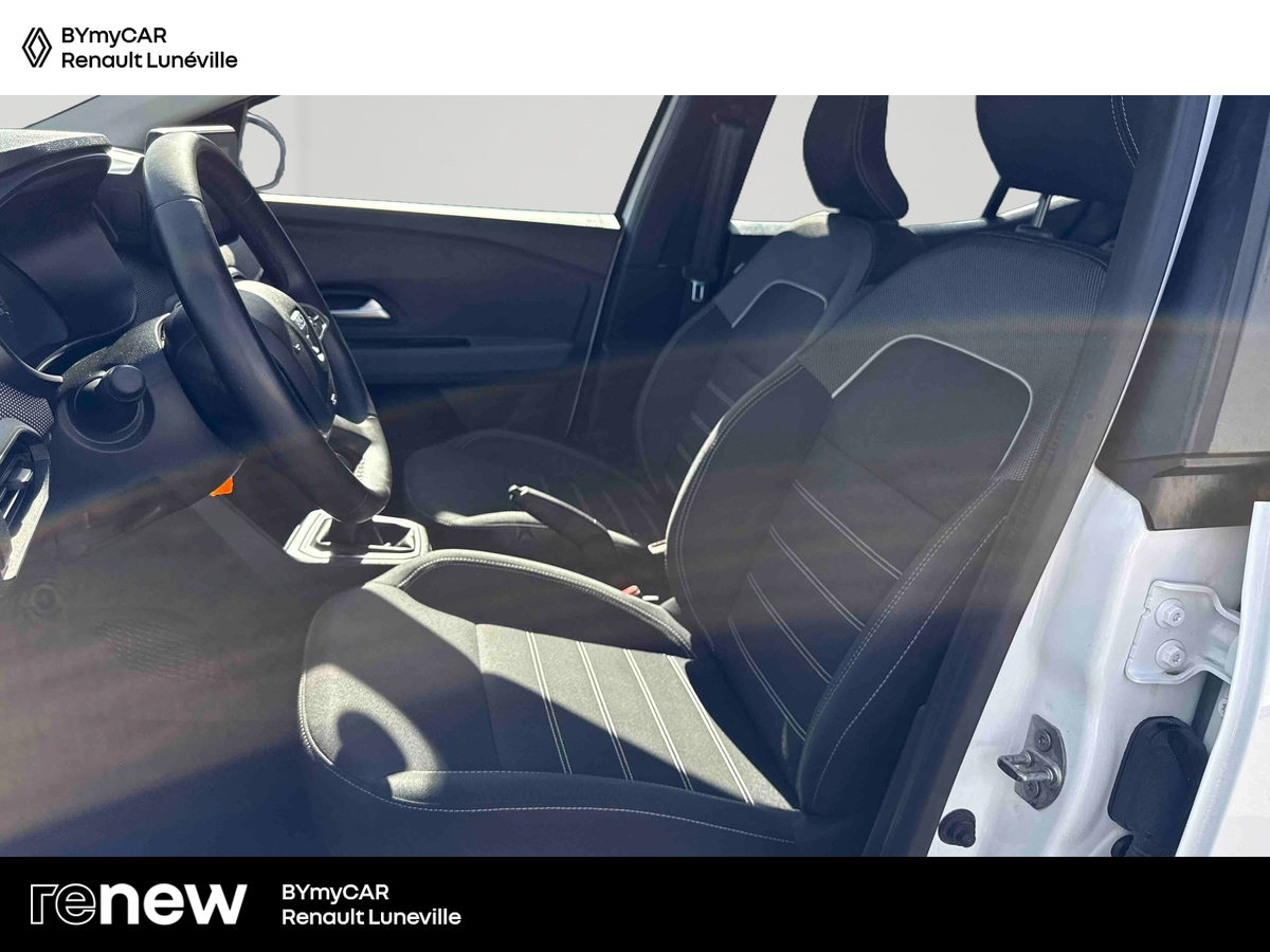 Dacia Sandero TCe 90 CVT - 22 — photo 11