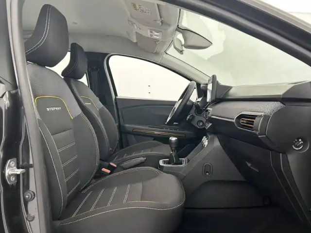 Dacia Sandero eco-g 100 — photo 32