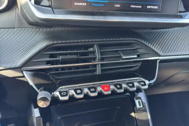 Peugeot 208 puretech 75 s&amp;s bvm5 — photo 52