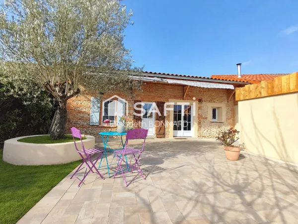 Maison de caractère T6, 161 m2, terrain de 1261 m2 sans vis à vis