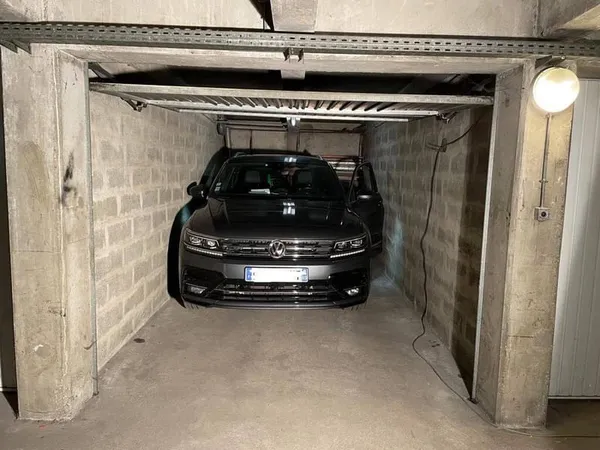 Parking 15 m²