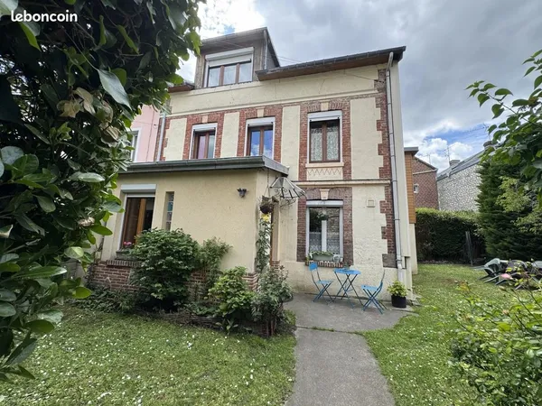 Maison 6 pièces 125 m²