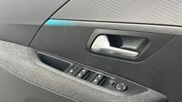 Peugeot 208 1.2 PureTech 100ch S&S Style — photo 19