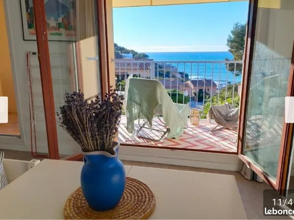 Charmant T3 - 35m² vue mer terrasse parking - résidence propre et calme